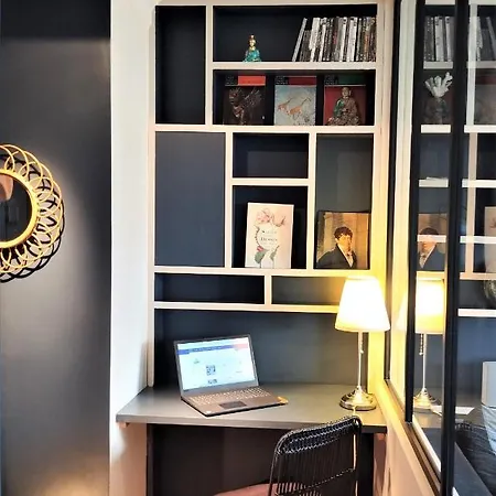 Elegant 48sqm Eiffel - View & Large Terrace Lägenhet Paris