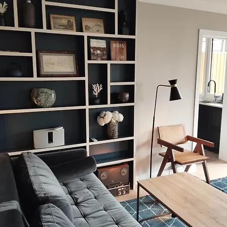 Elegant 48sqm Eiffel - View & Large Terrace