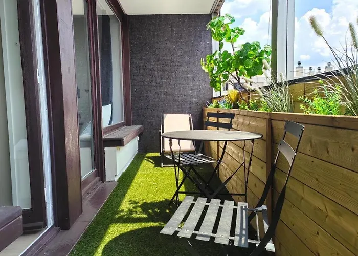 Elegant 48sqm Eiffel - View & Large Terrace Parigi