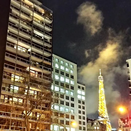Elegant 48sqm Eiffel - View & Large Terrace * 巴黎